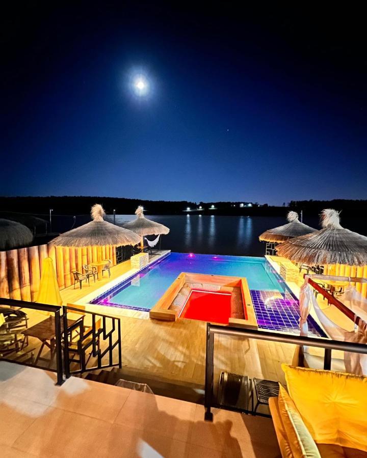 Hôtel Cabana Costa Azul à Ciudad del Este Extérieur photo