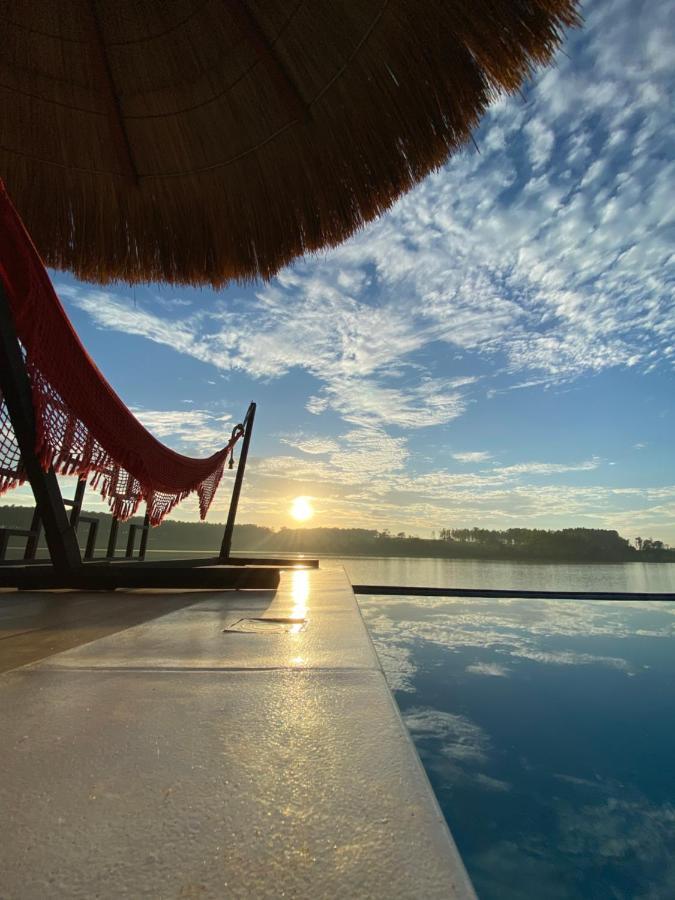 Hôtel Cabana Costa Azul à Ciudad del Este Extérieur photo